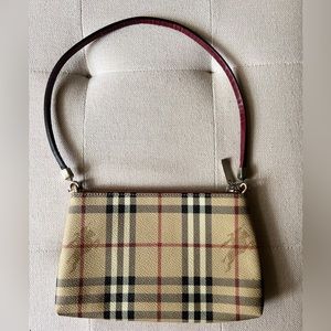 Burberry small classic checkered handbag - AUTHENTIC